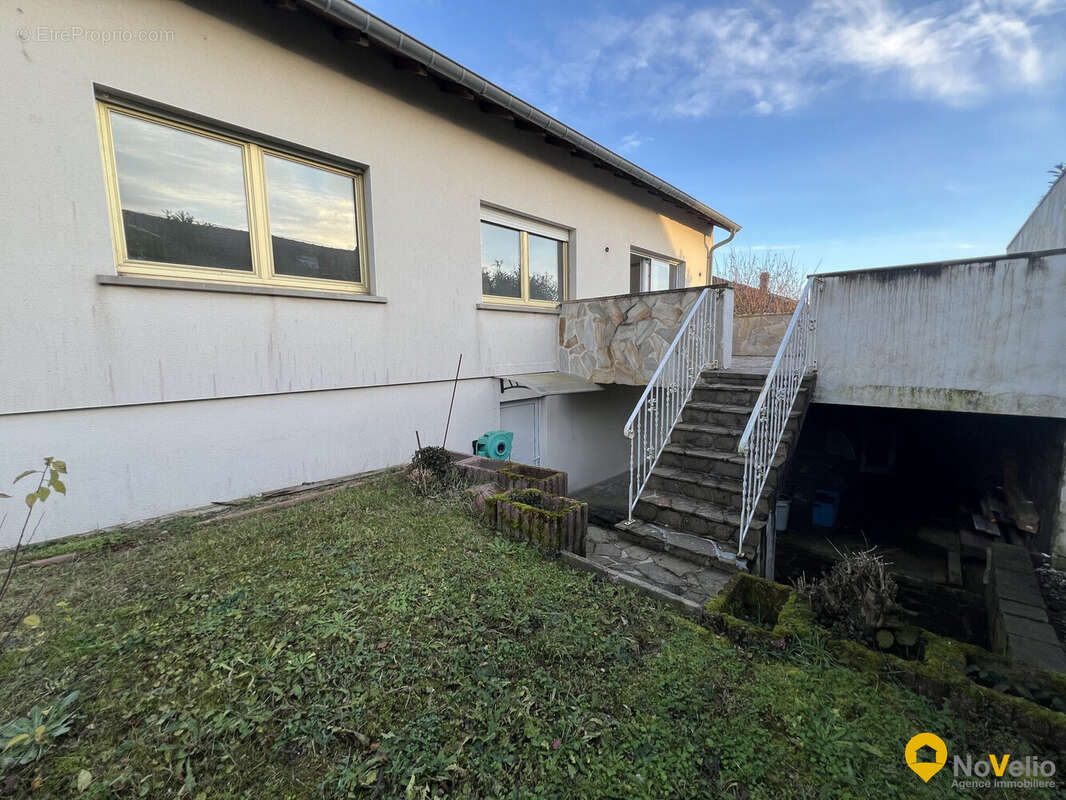 Maison à SEINGBOUSE