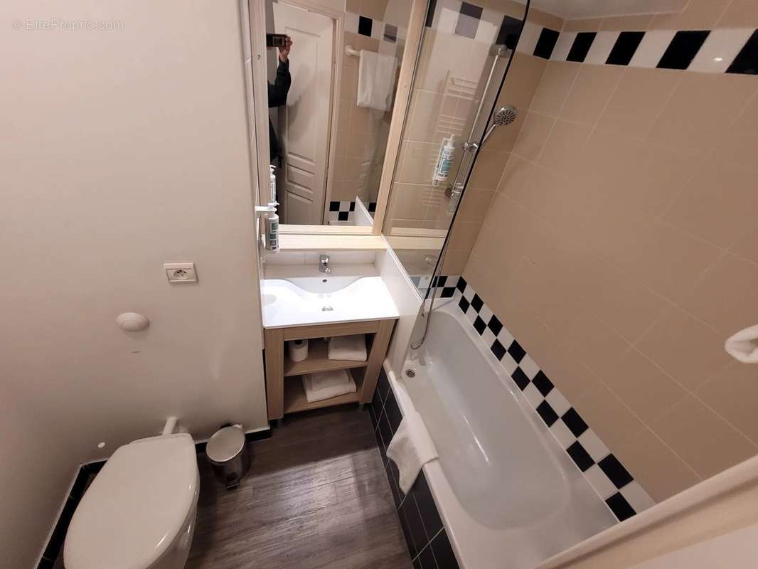 Appartement à MARSEILLE-6E