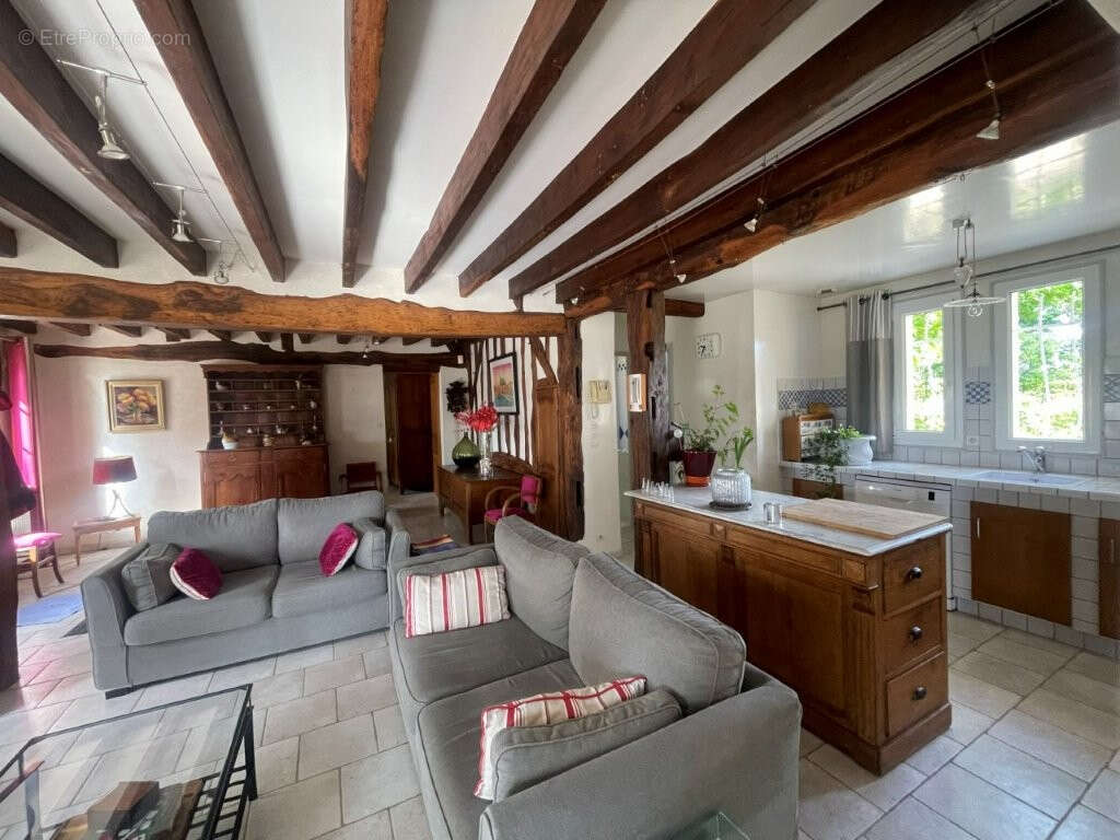 Maison à ARROU