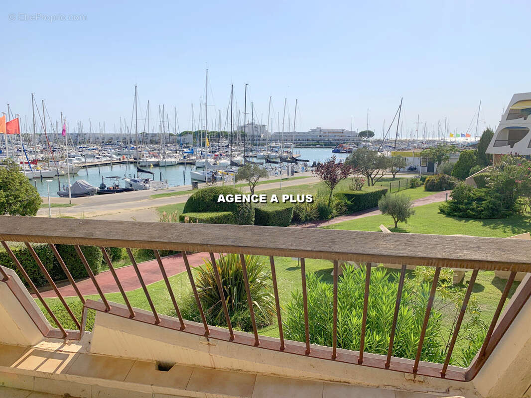 A vendre - studio vue port plage nord - photo 6