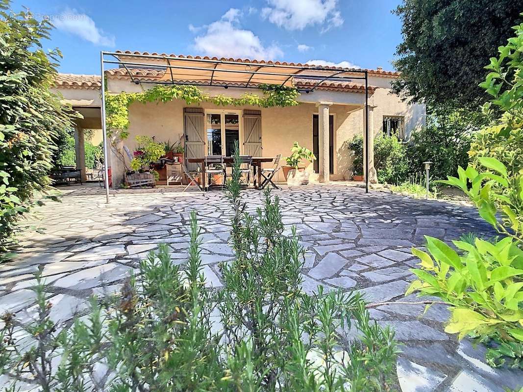 Maison à CASTELNAU-LE-LEZ