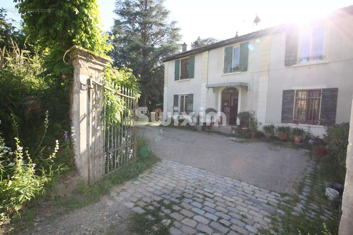 Maison à ECULLY