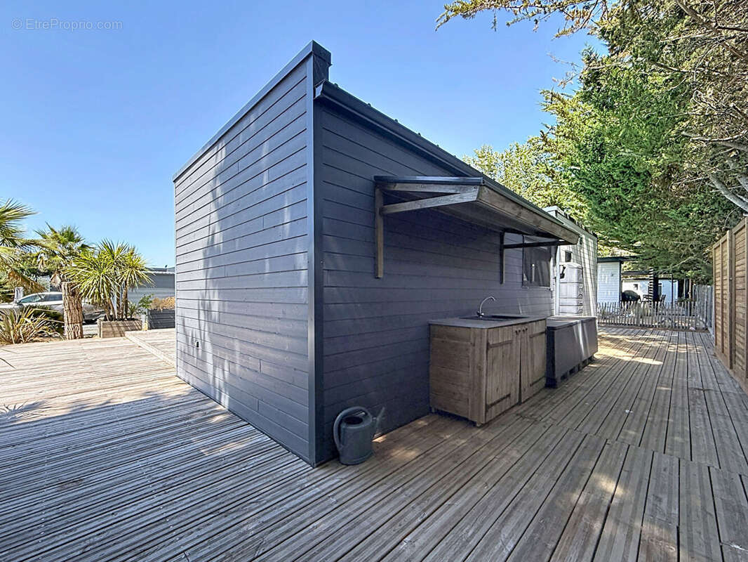 Chalet contemporain - 64m² - 2 chambres - Piscine - PRL ouvert à l'année - photo 12