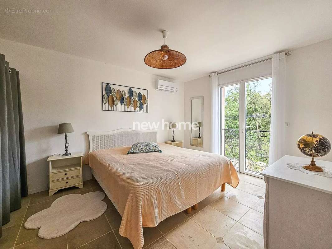 Maison à LORGUES