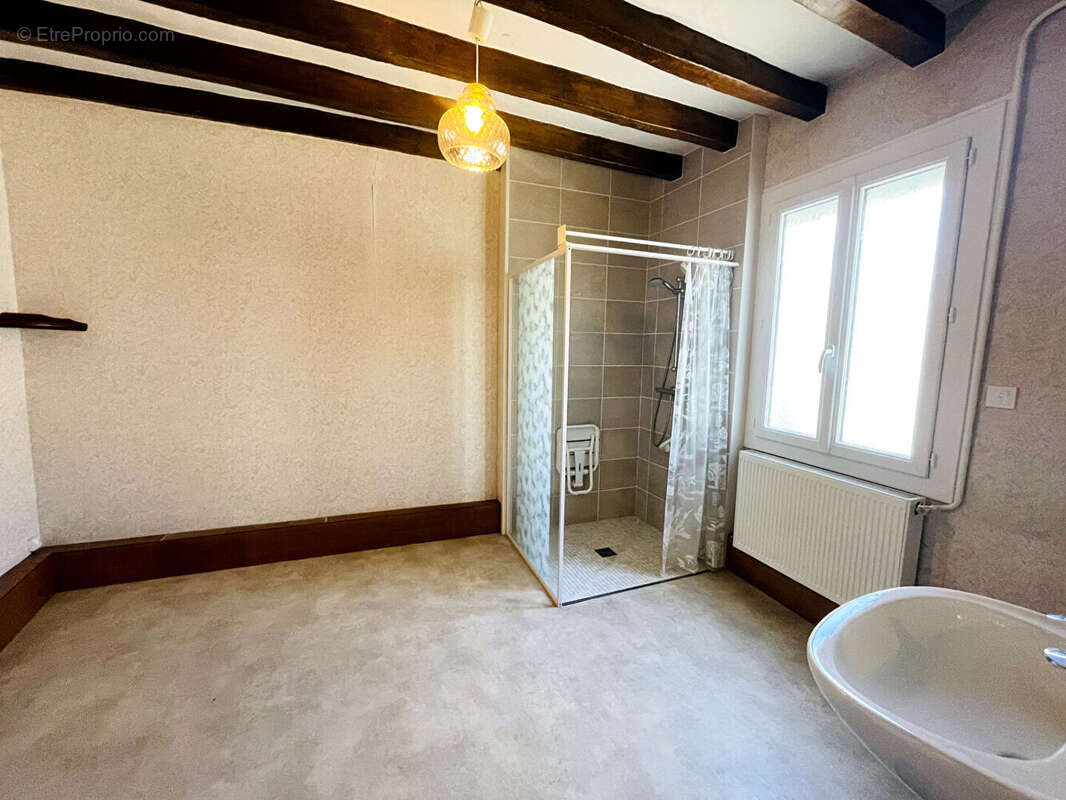 Maison à MANTHELAN