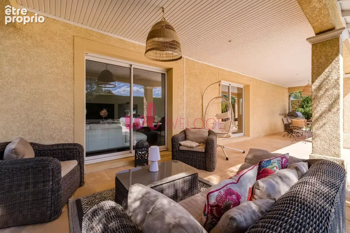 Villa familiale 6 pièces avec piscine- Secteur résidentiel -Pusignan - photo 30