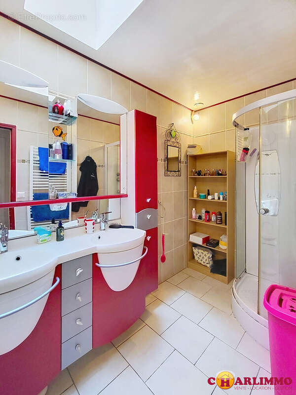 Maison 110 m² à Saint-Brice-Sur-Vienne  - photo 8