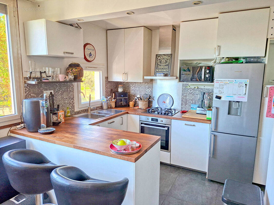 Appartement à FRESNES