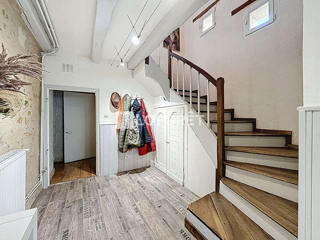 Maison à DOUE-LA-FONTAINE