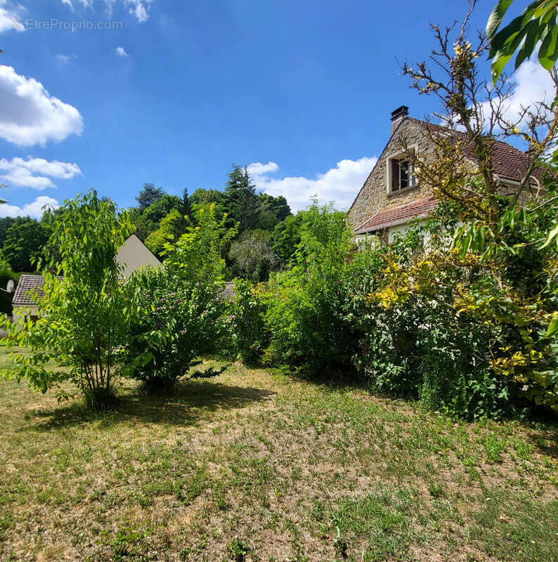 Appartement à BOISSY-L'AILLERIE