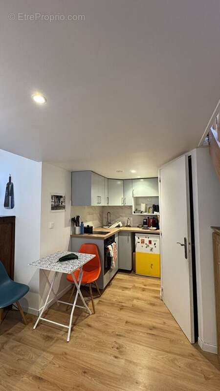 Appartement à PARIS-7E