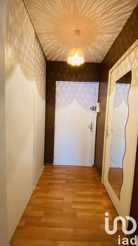 Photo 6 - Appartement à ELANCOURT