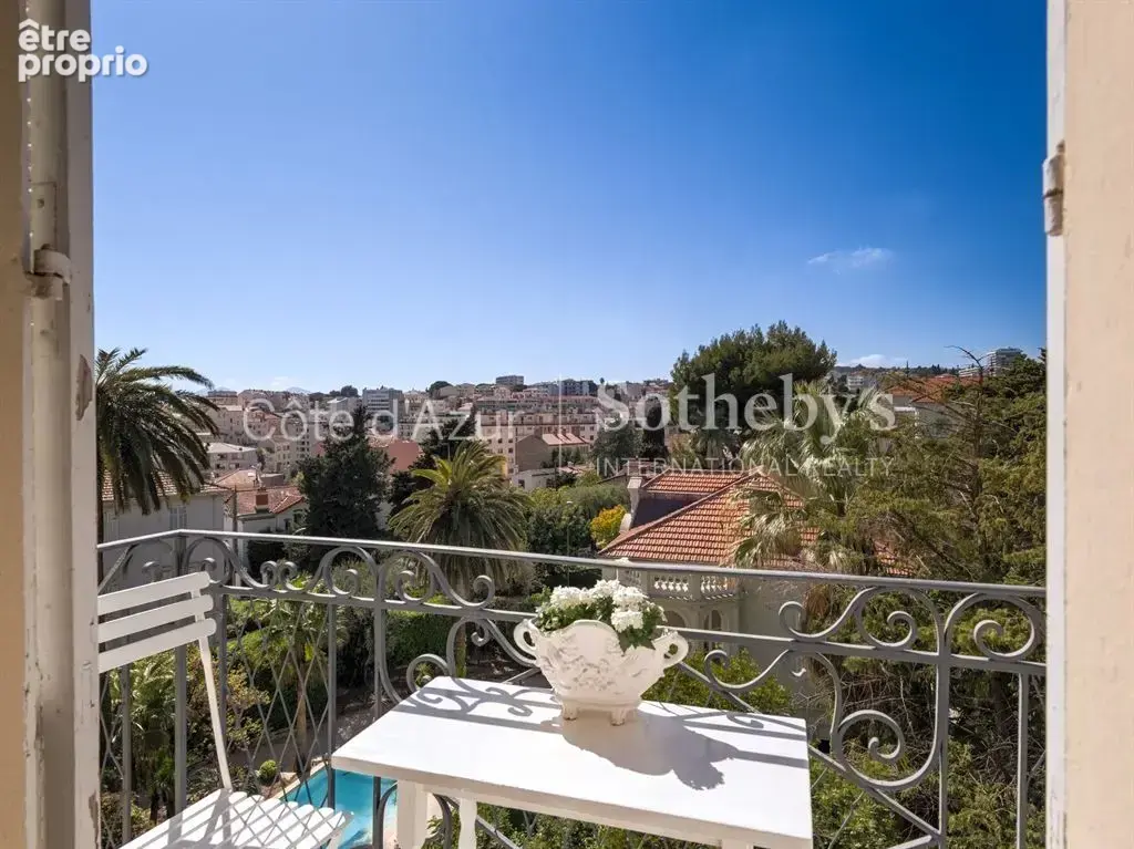 Cannes Petit Juas, 4 pièces de 121 m² rénové avec vue mer et garage - photo 8