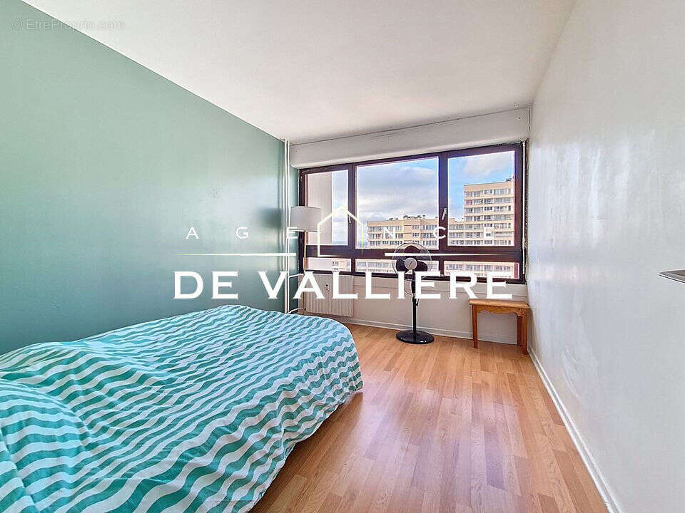 Appartement à NANTERRE