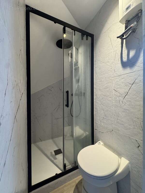 Appartement à PARIS-8E