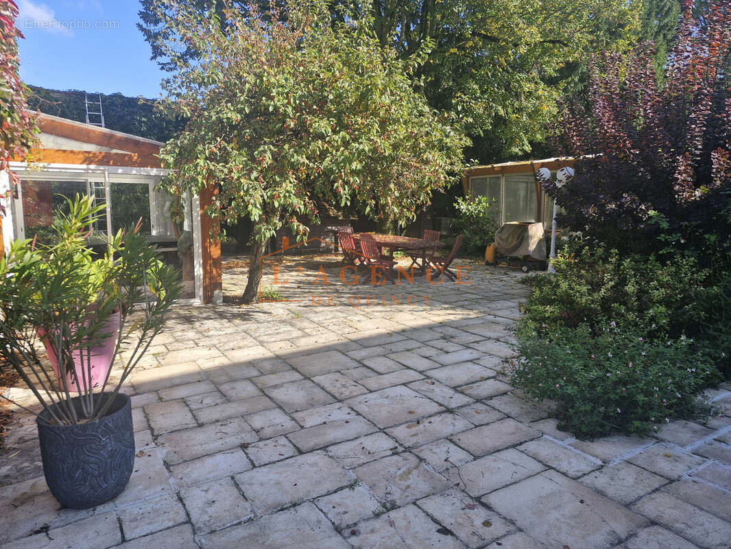 Maison à MAREUIL-LES-MEAUX