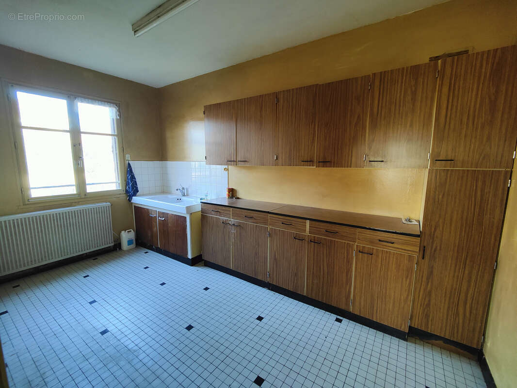 Maison à BUSSY-EN-OTHE