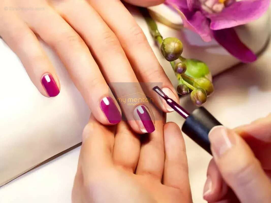 Commerce à ROQUEBRUNE-CAP-MARTIN