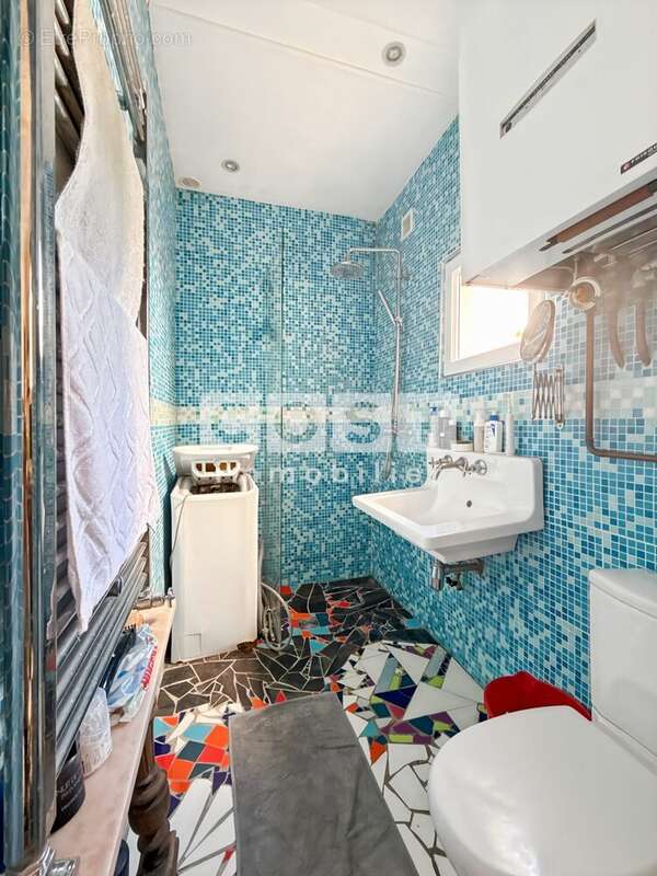 Appartement à LA GARENNE-COLOMBES