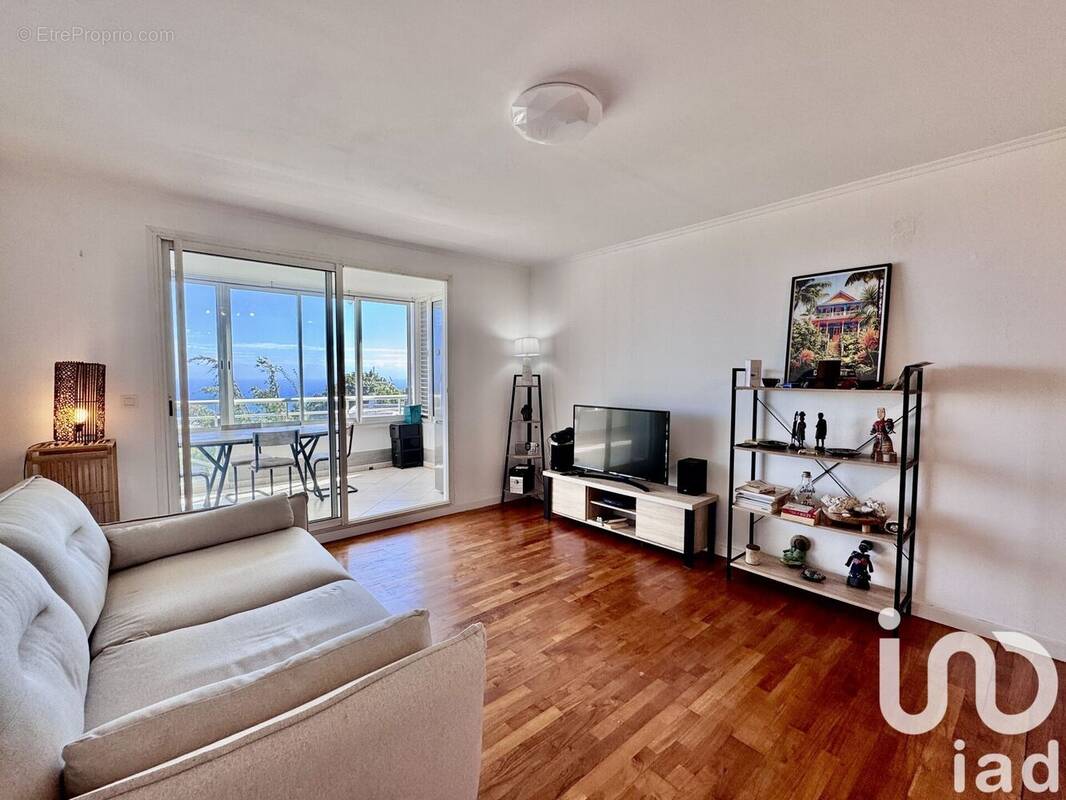 Photo 1 - Appartement à SAINT-DENIS