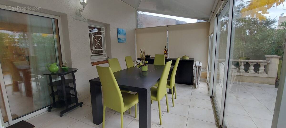 LE CAP D' AGDE - Secteur St Martin, jolie maison de type T3 + mezzanine avec terrasse et sa place de stationnement - photo 1
