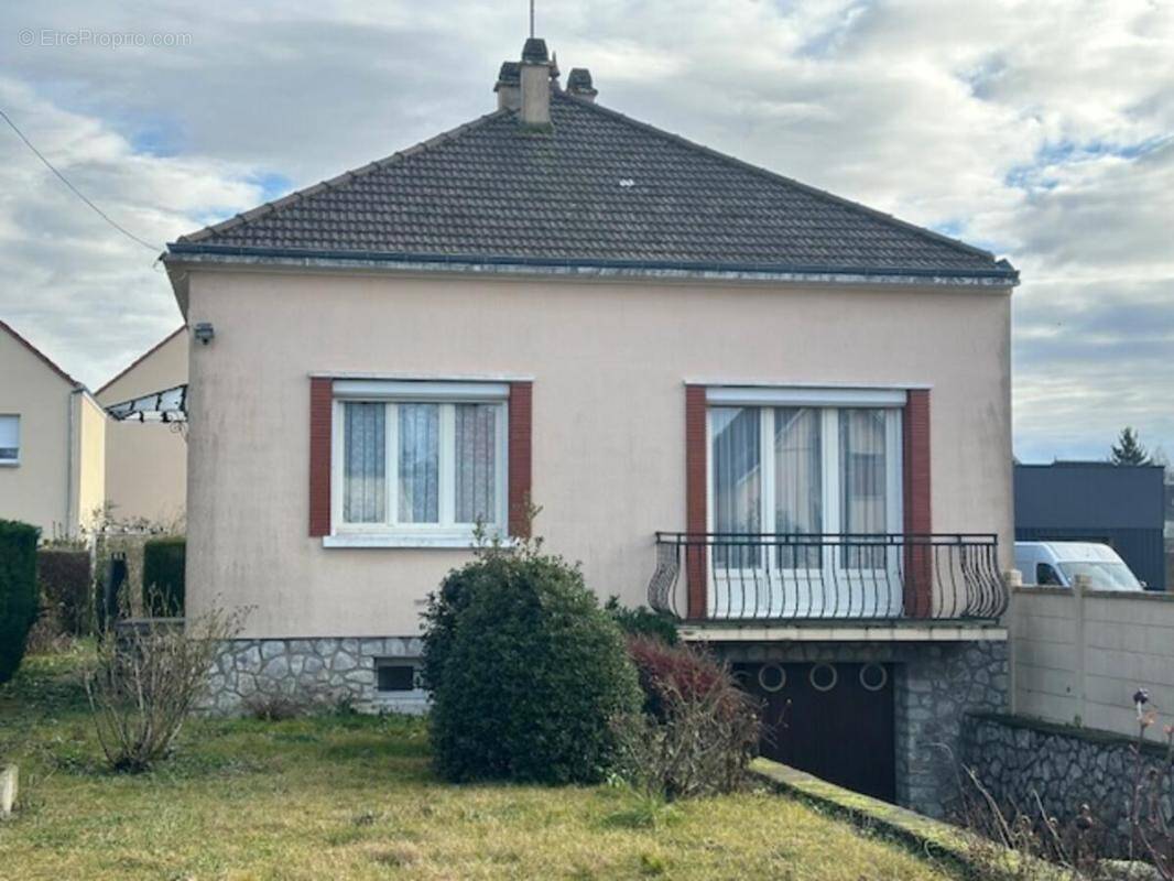 Maison à VOVES