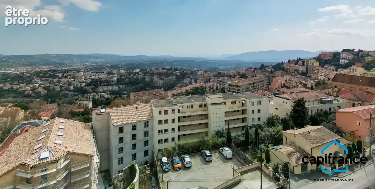 06. Grasse. Appartement Bourgeois de 180m² (150m² loi carrez) vue Mer, très calme, Jardin de 200m², 2 places de parkings, plusie - photo 15