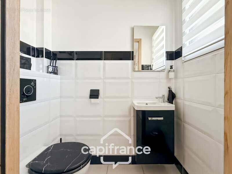 Maison contemporaine de plain-pied de 160 m² – 4 chambres – Véranda de 27 m² avec spa – Double garage – Carport – Noyal-Pontivy - photo 37