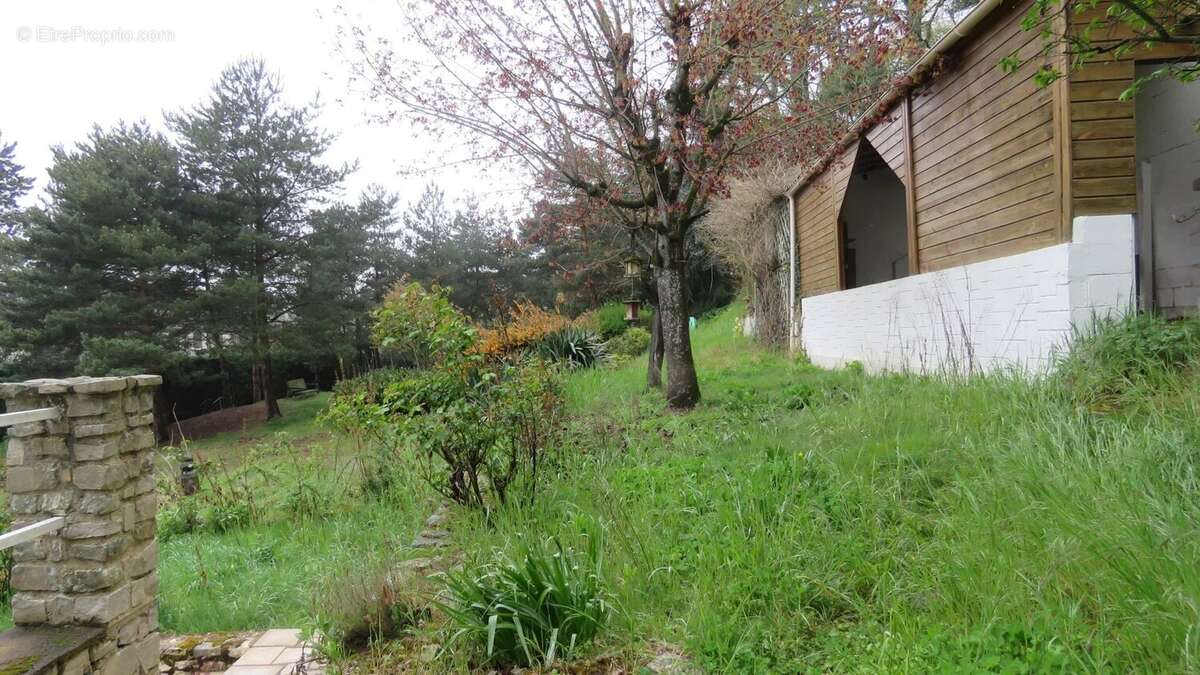 Maison à DROUE-SUR-DROUETTE
