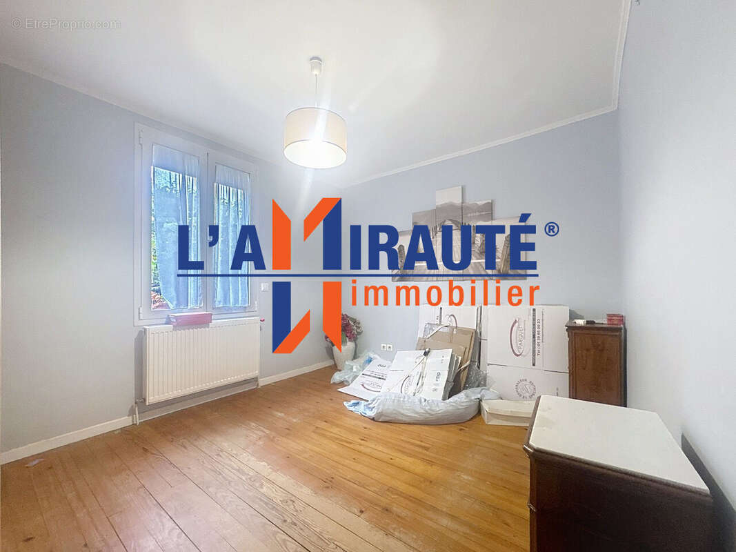 Maison à SARTROUVILLE