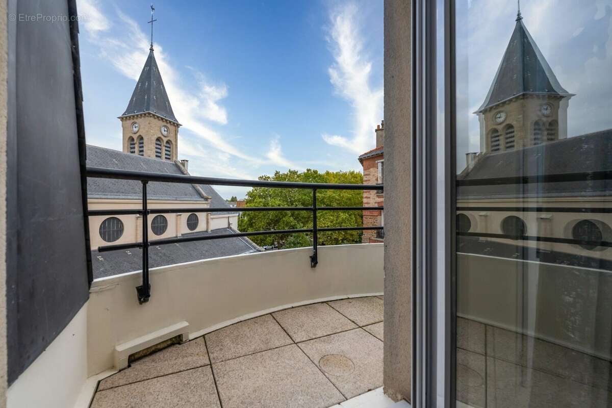 Appartement à BONDY