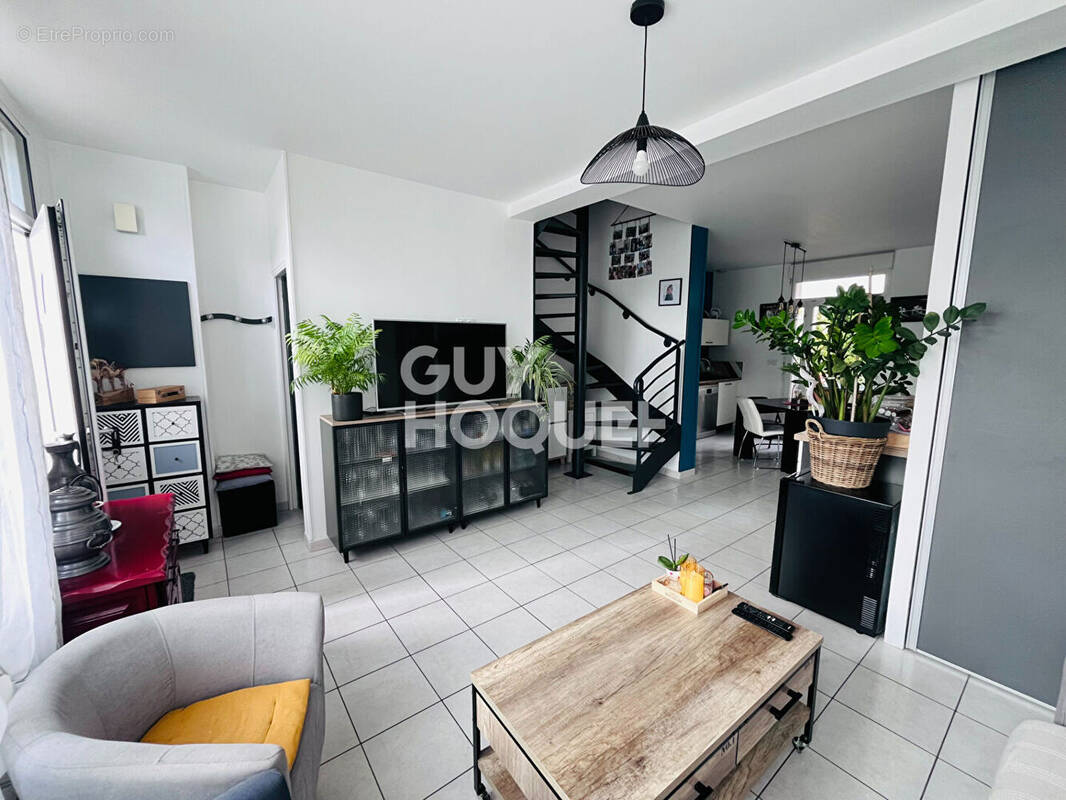 Appartement à LA GOUESNIERE