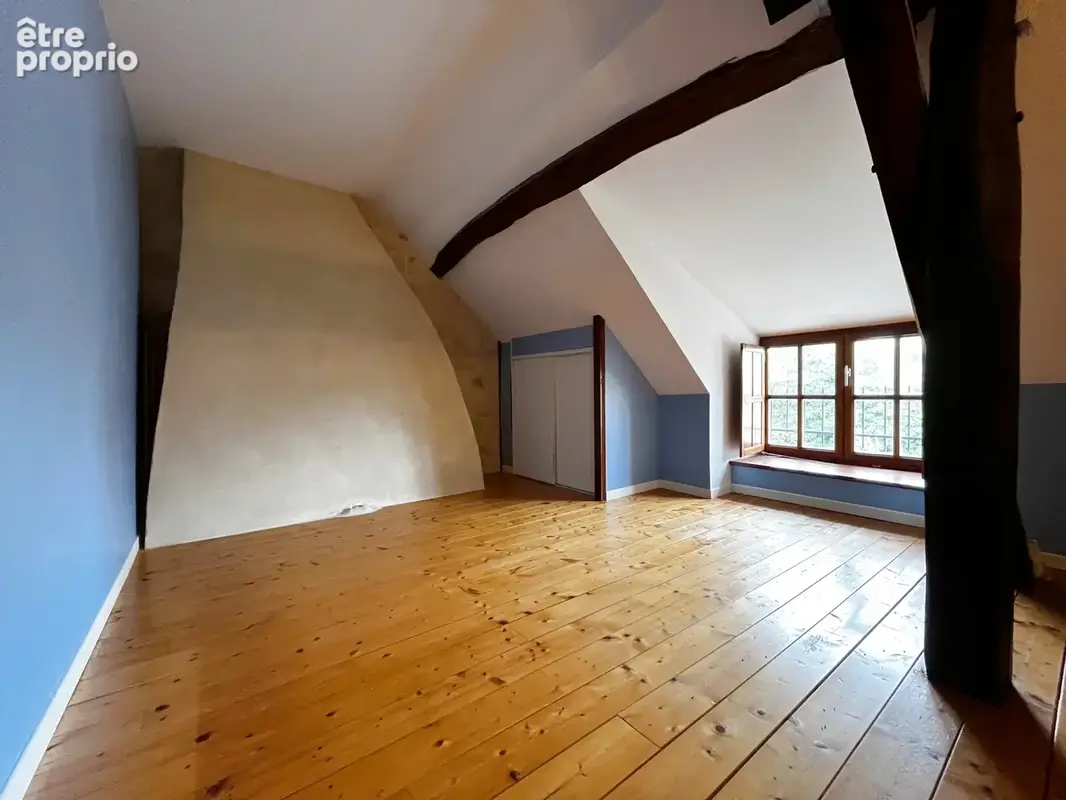 Charmante maison de caractère avec jardin excentré - photo 10