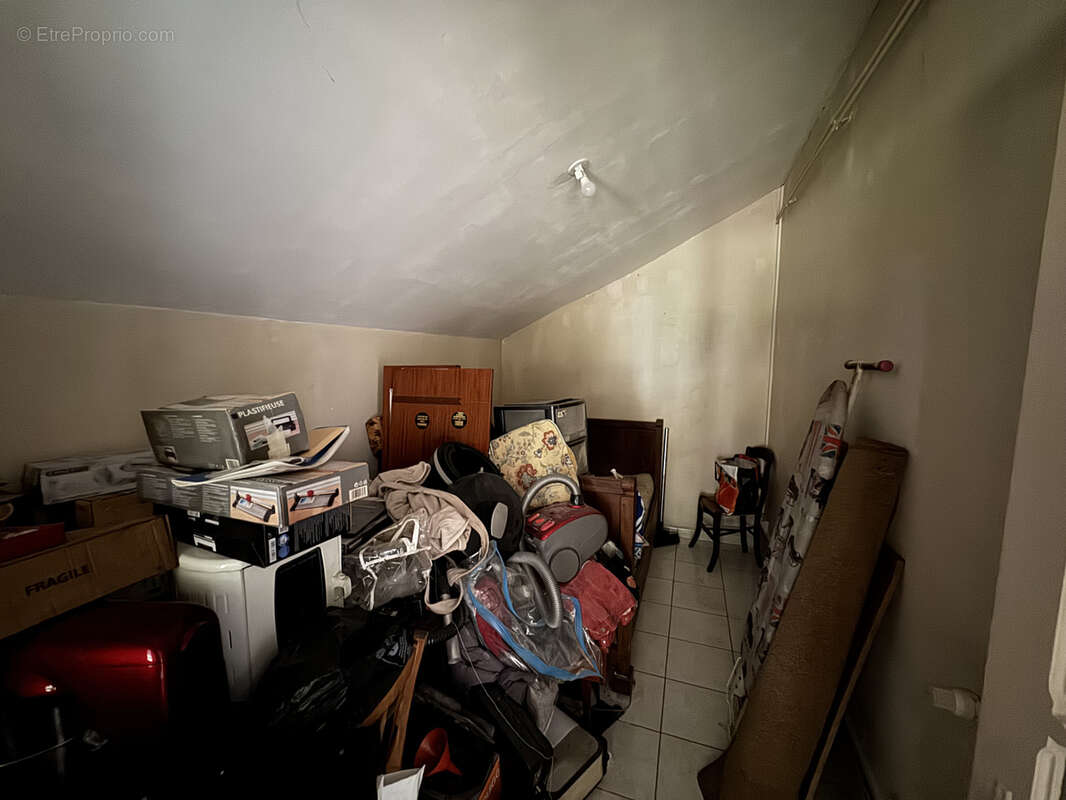 Maison à SAINT-PIERRE-DU-PALAIS