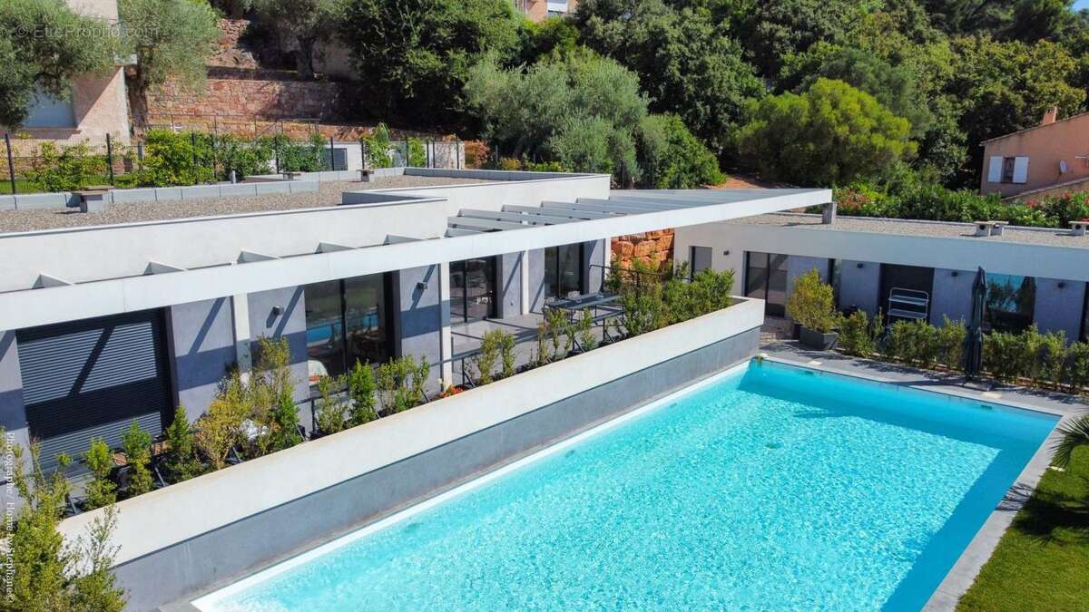 Appartement à LA FARLEDE