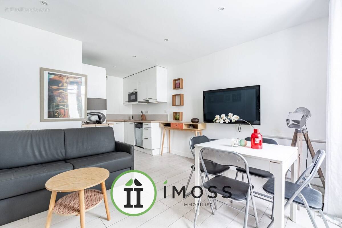 Appartement à PARIS-18E