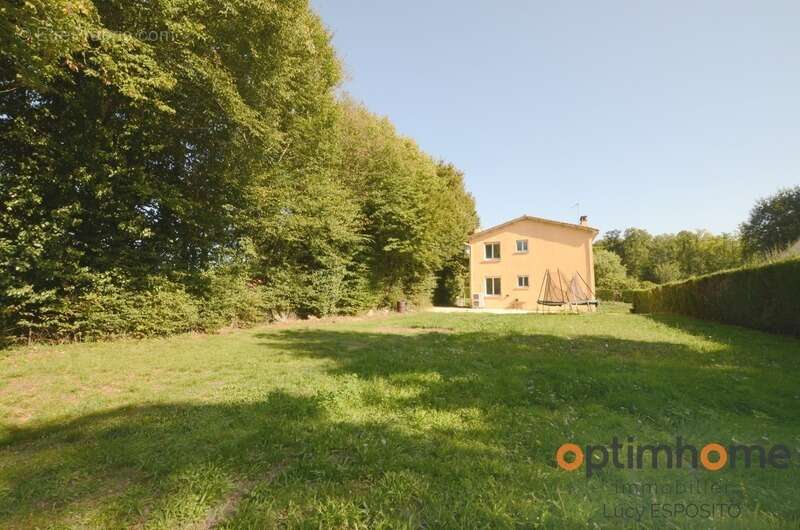 Maison à CHASSENEUIL-SUR-BONNIEURE