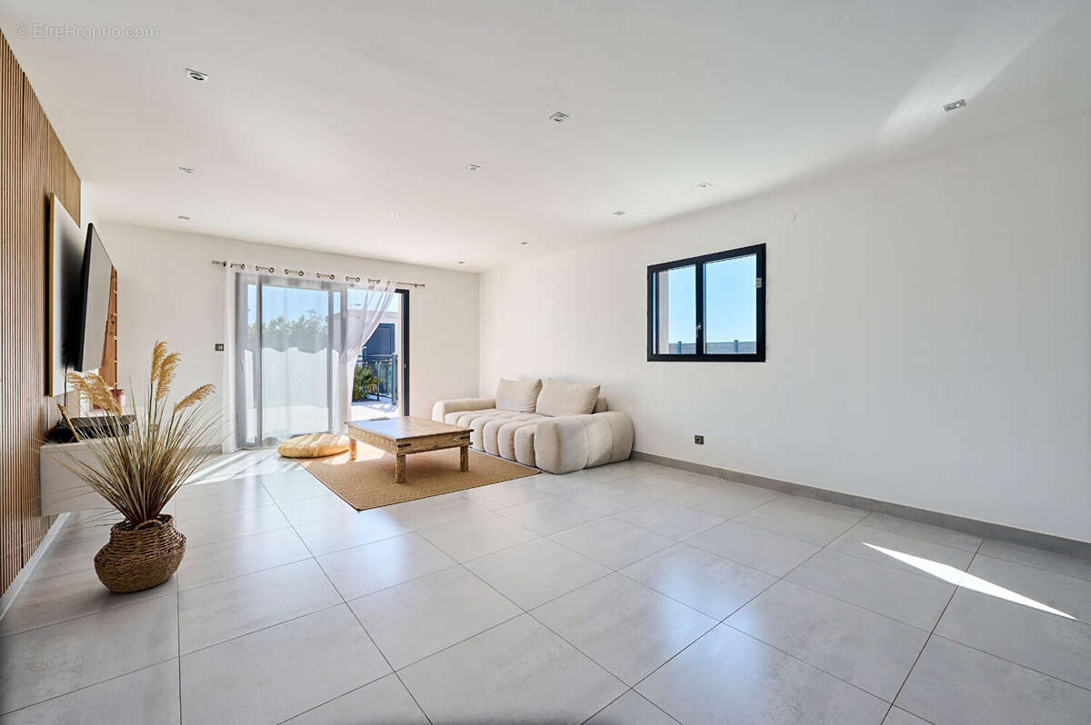 Maison à CHEVIGNY-SAINT-SAUVEUR