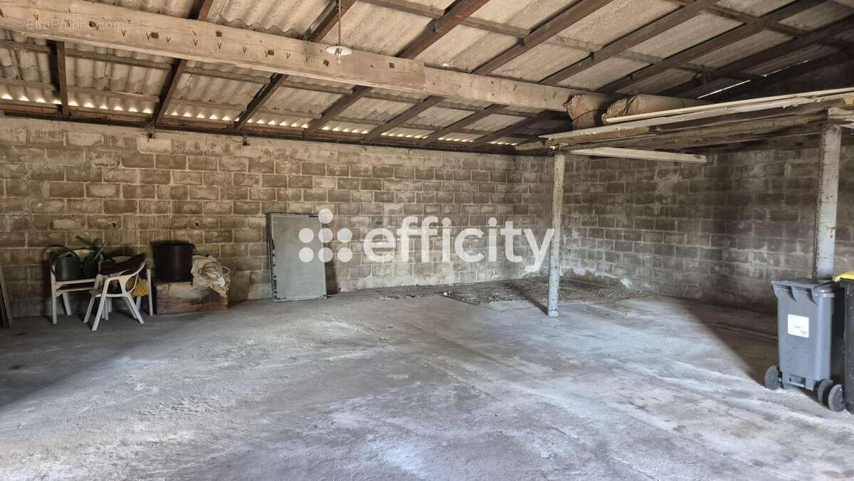 Maison 230 m² à Saint-Come-De-Fresne  - photo 29