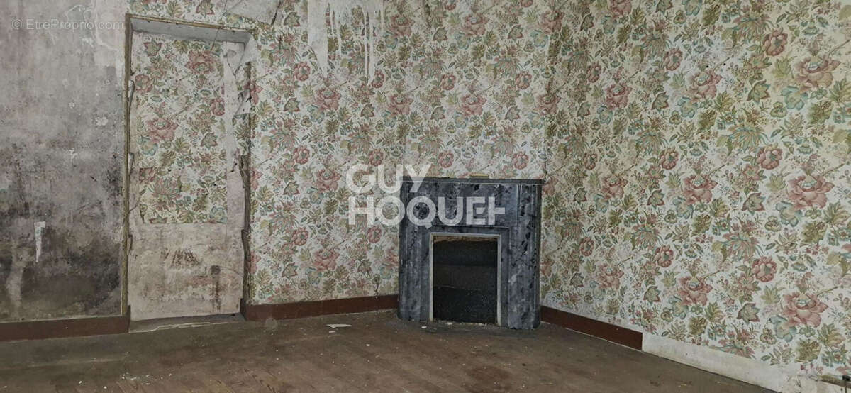 Maison à MEZIERES-SUR-SEINE