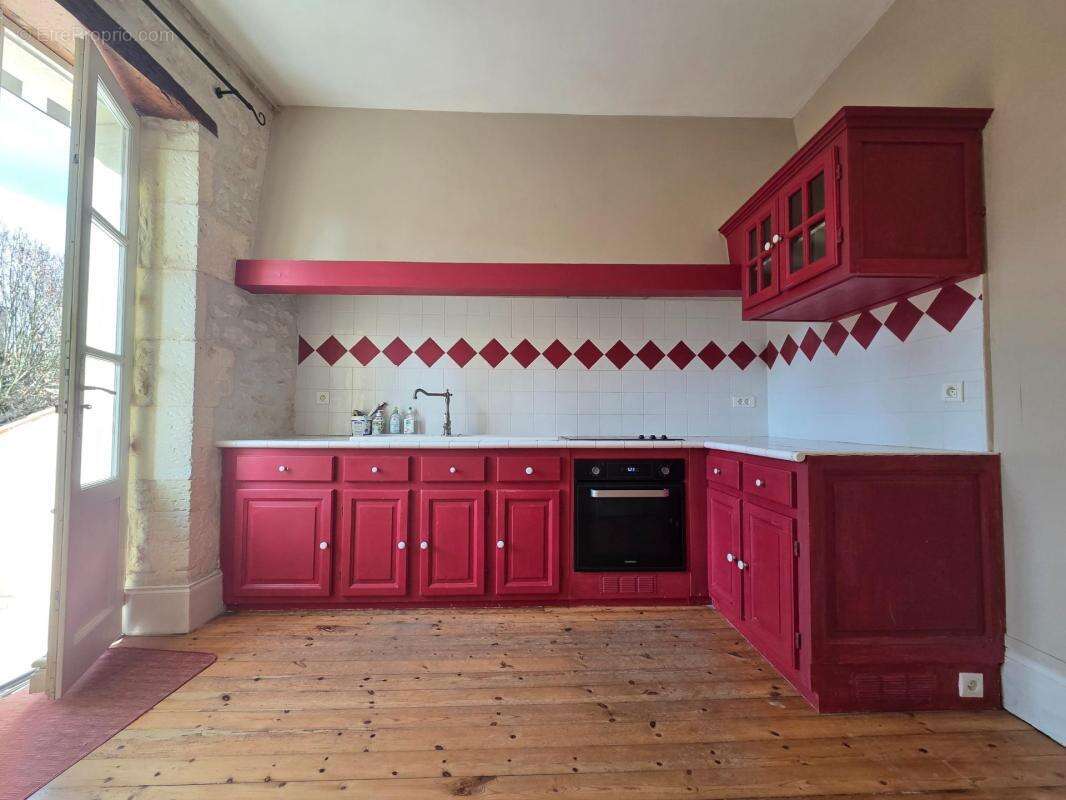 Appartement à SAINT-JEAN-D&#039;ANGELY