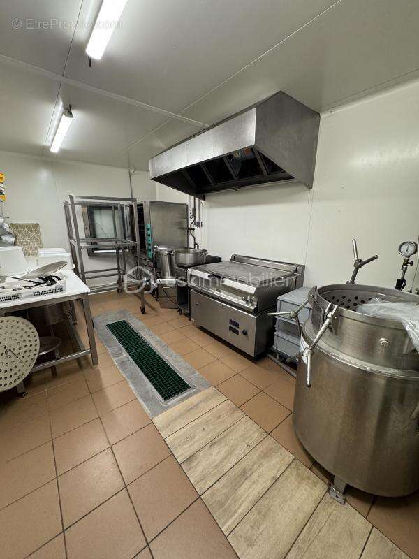 Commerce à SAINT-HAON-LE-VIEUX