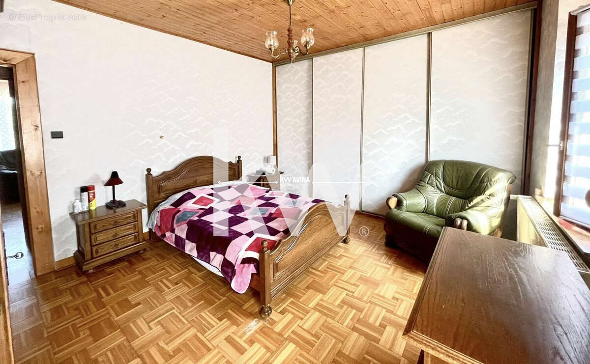 Maison 85 m² à Crespin  - photo 6