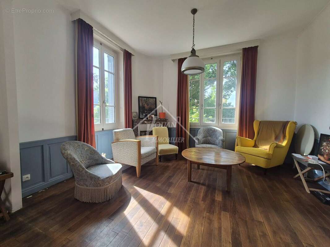 Maison à LALIZOLLE