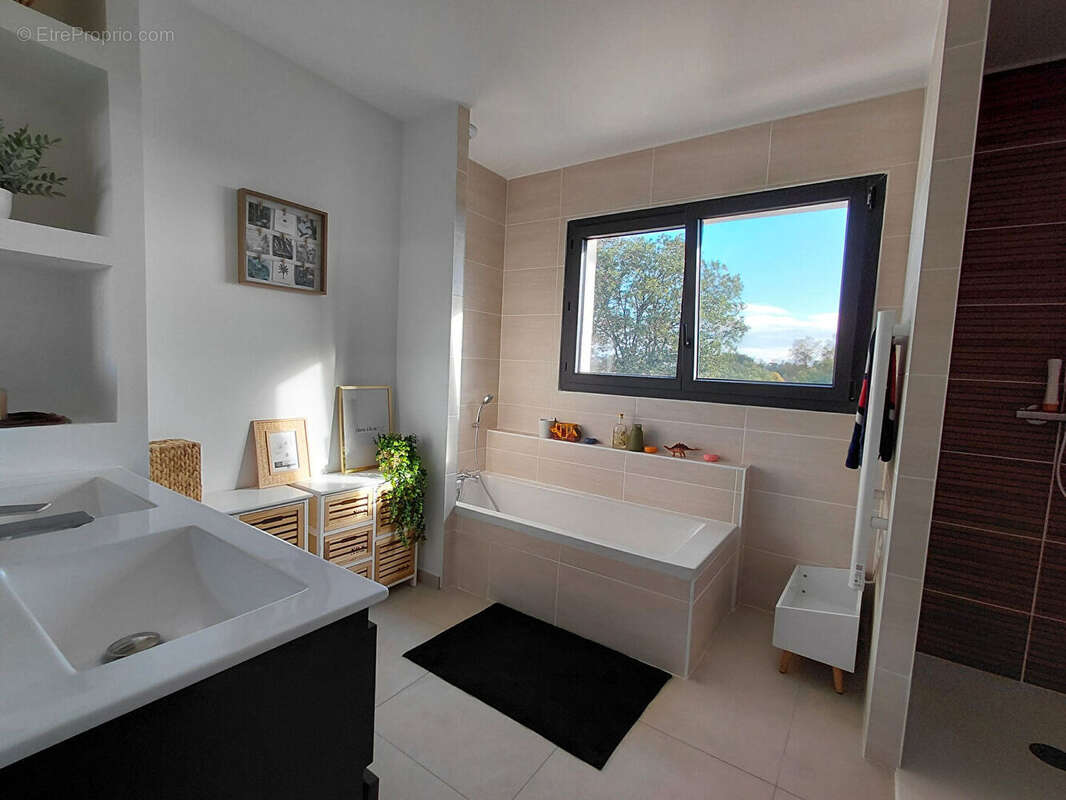 Maison à SAINT-MARCEL-PAULEL