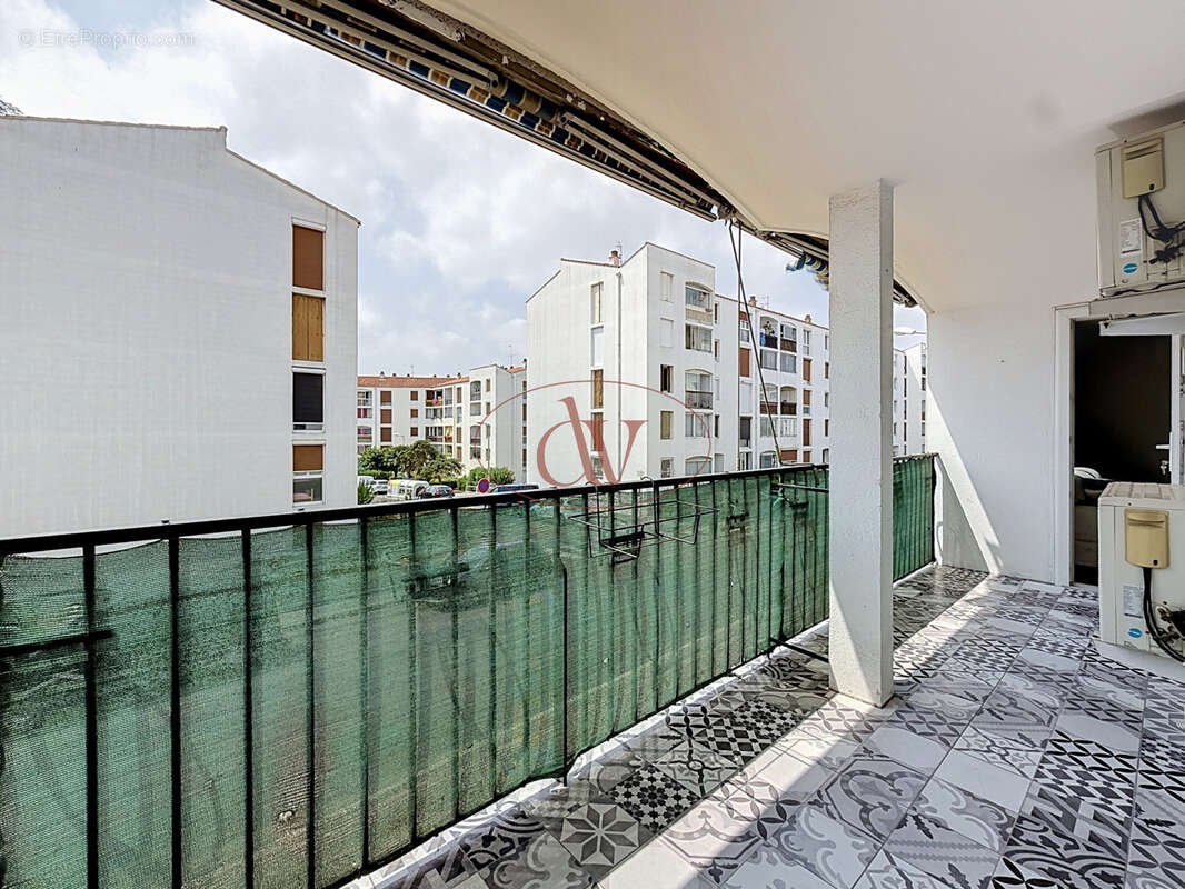 Appartement 4 pièces rénové de 83 m2   Grand balcon   Cave   Climatisation   Moulin à Vent - photo 13