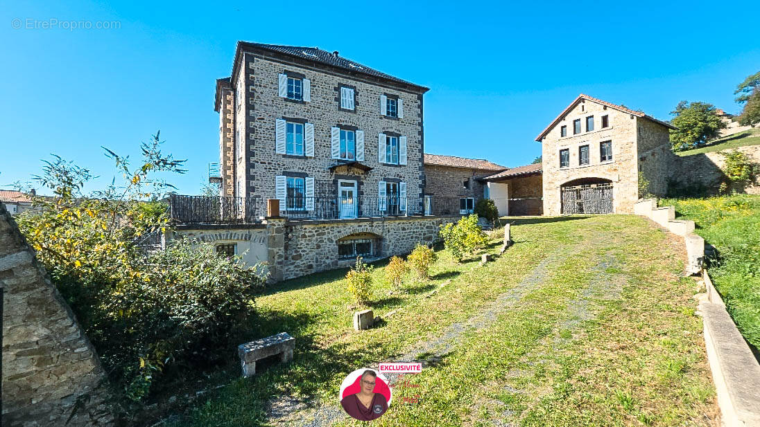 Maison à VERNET-LA-VARENNE