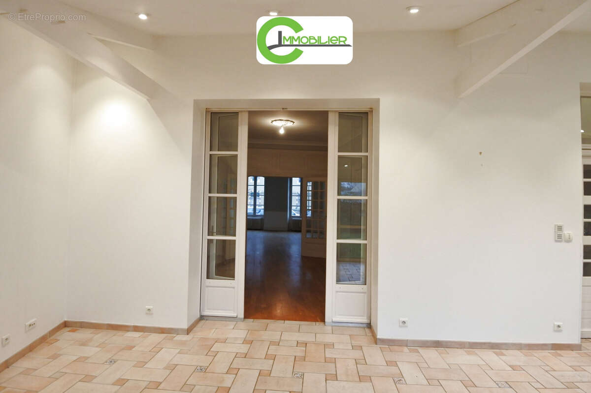 Maison à LA FERTE-BERNARD