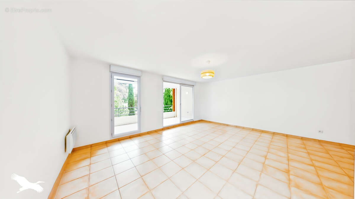 Appartement à MARSEILLE-9E