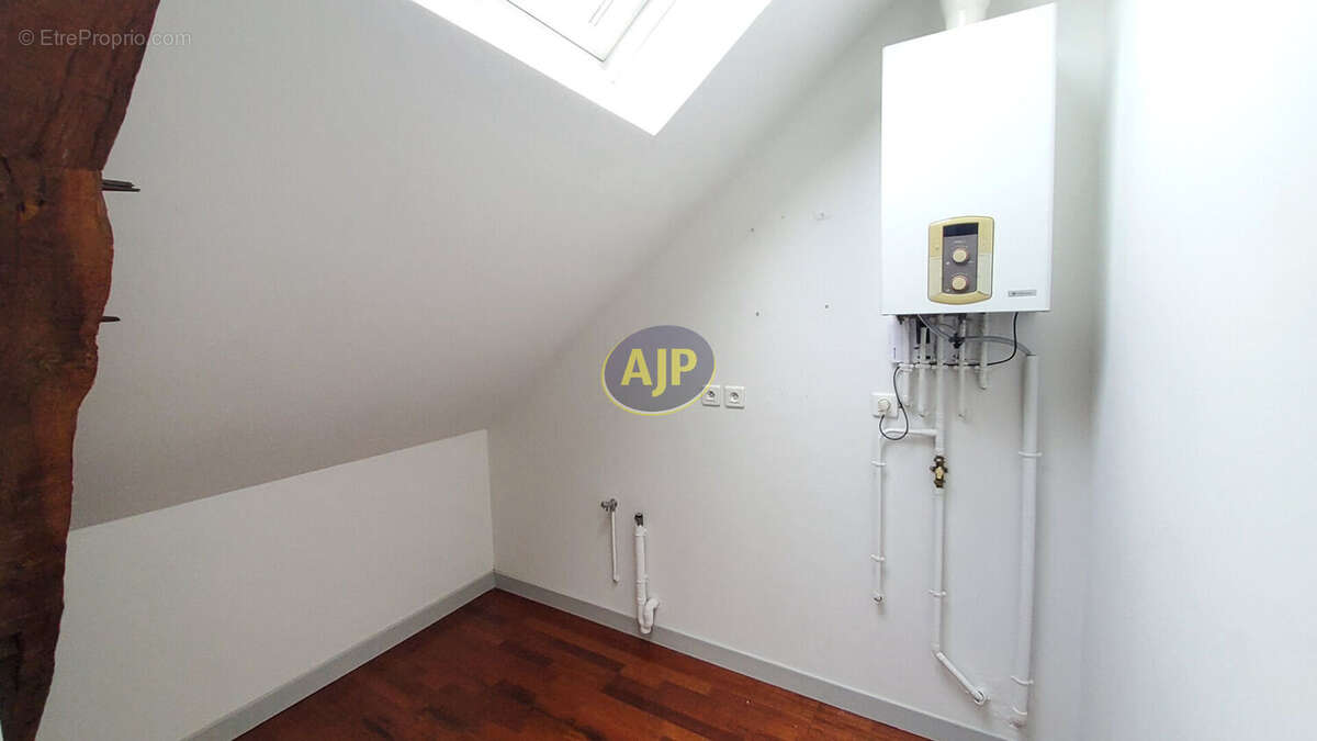 Appartement renove centre ville - 85 m2 (102,89 m2 au sol) - photo 10
